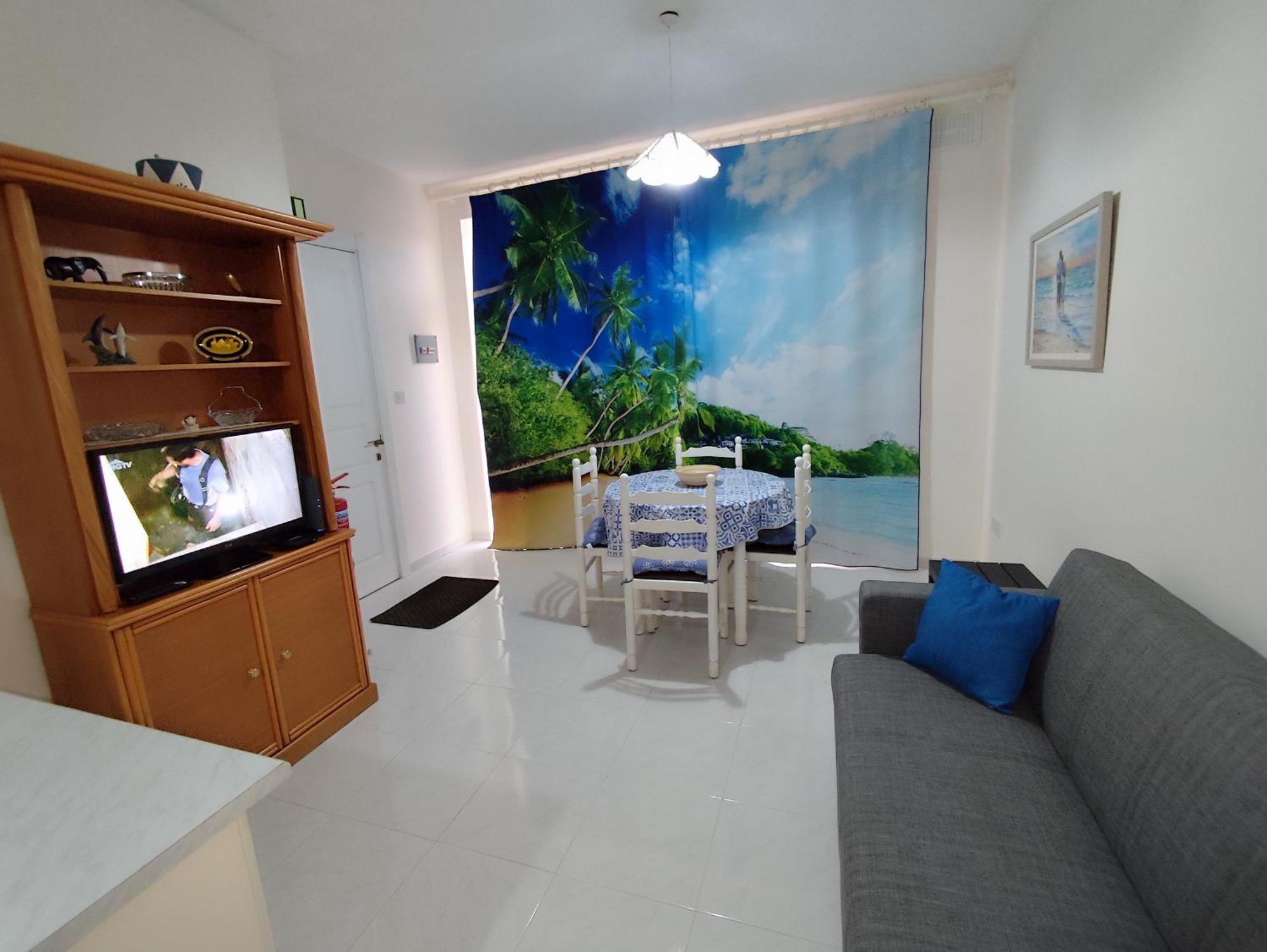 Sea Breeze Bliss - Self Check-In Apartment St. Paul's Bay Exterior photo